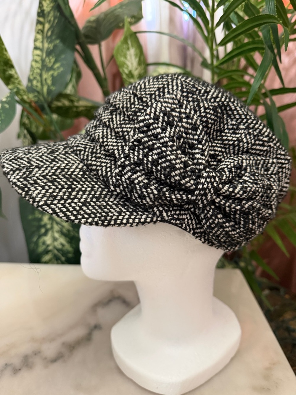 Chic Wool Beret | Parisian Style